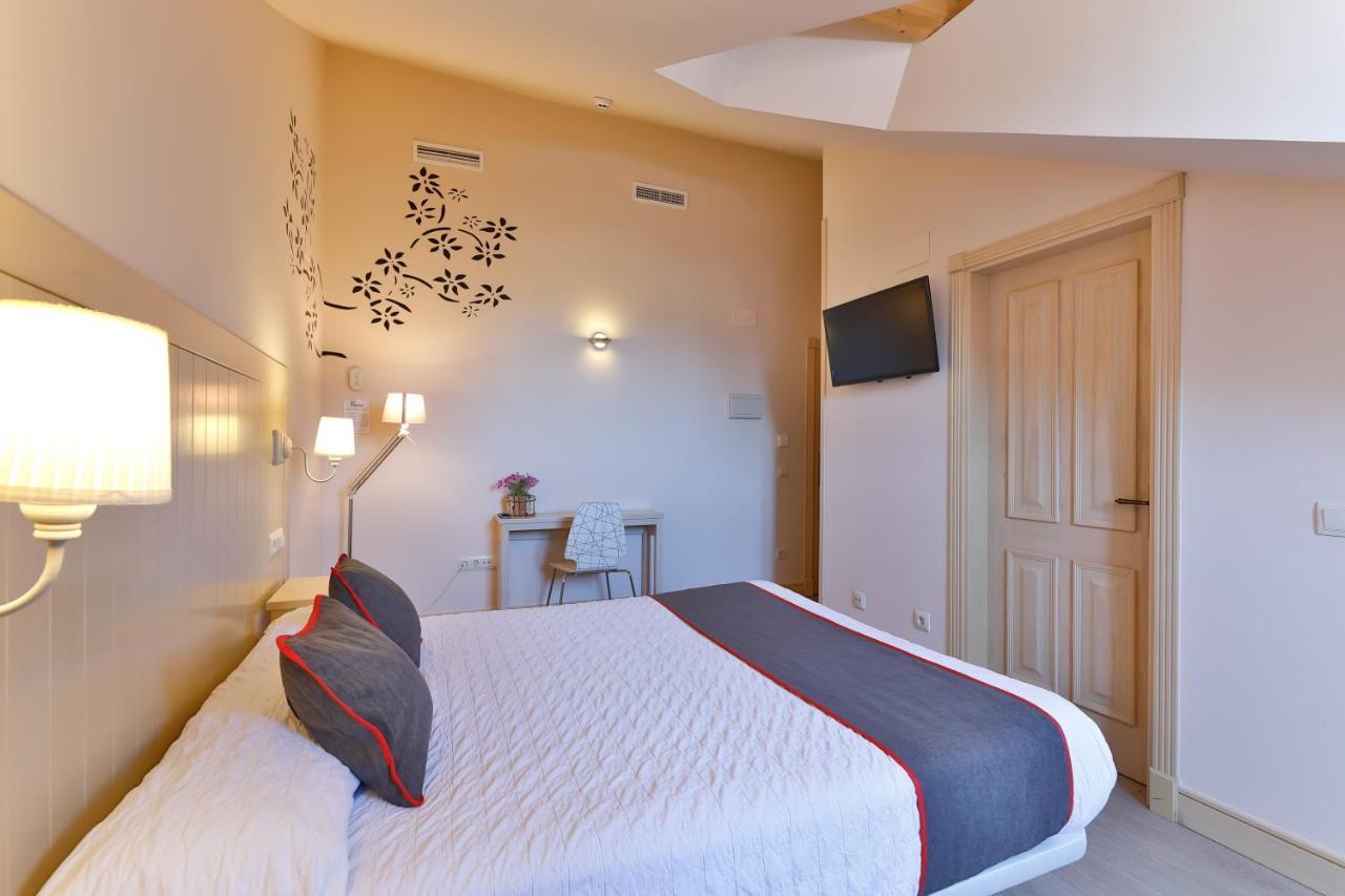 Hostal La Chata By Vivere Stays San Ildefonso Eksteriør bilde