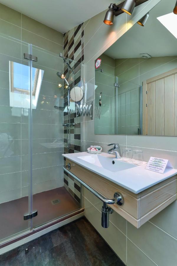 Hostal La Chata By Vivere Stays San Ildefonso Eksteriør bilde